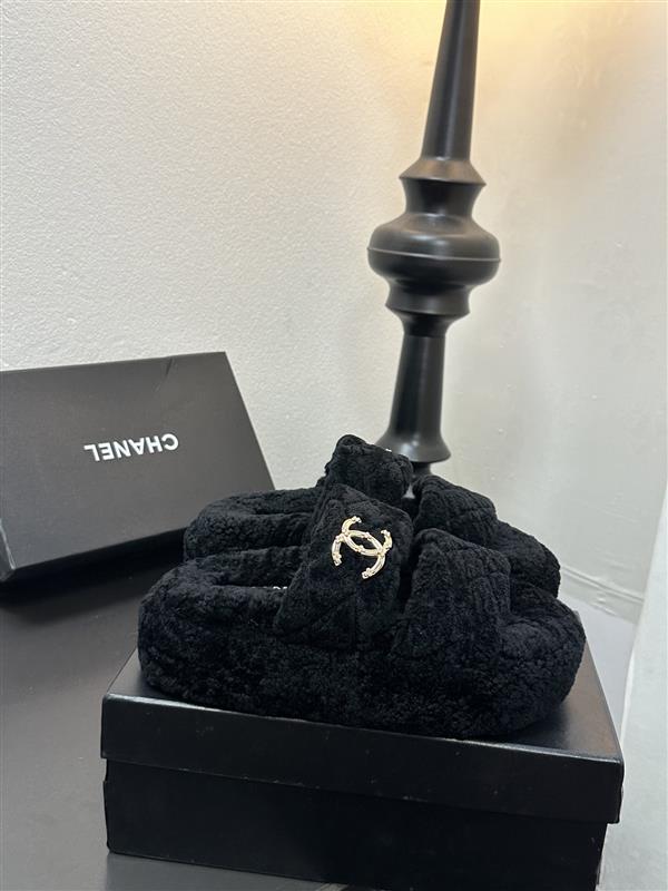 20251128184432893 290